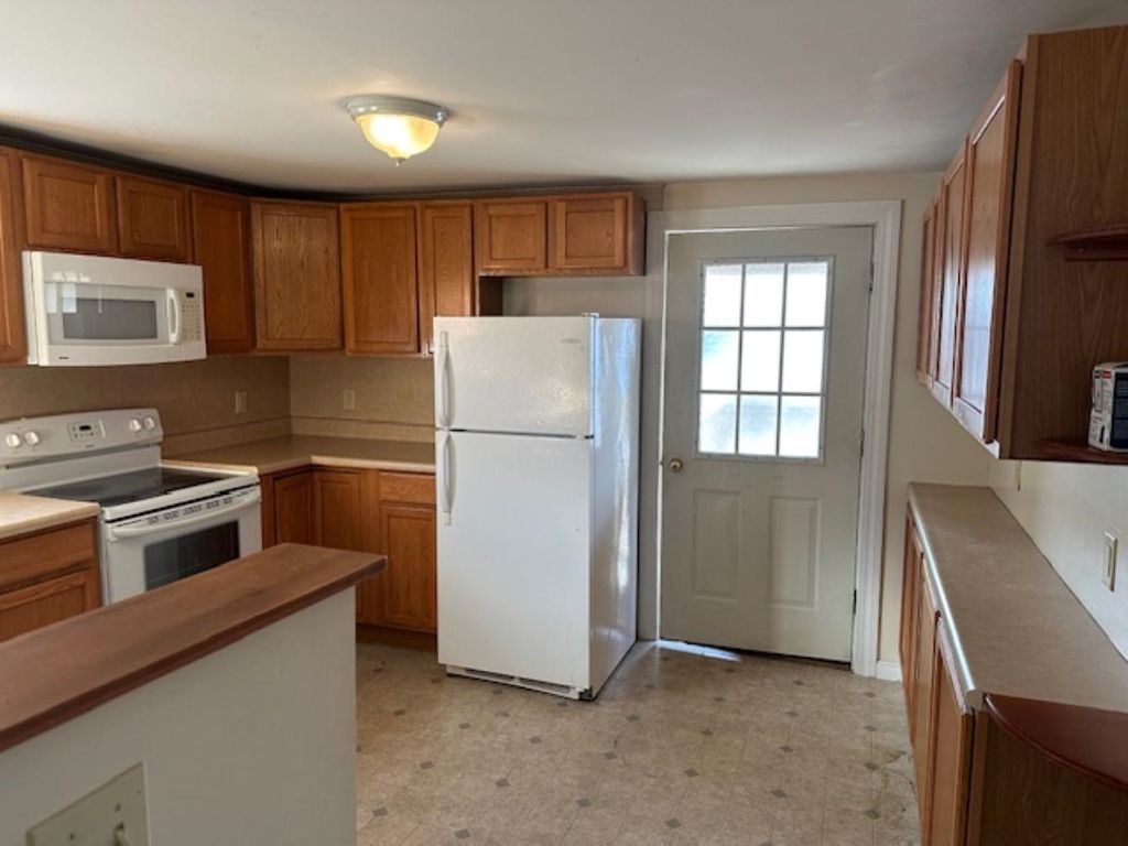 Photo of 31 Central Square #B, Troy, NH 03465 (MLS # 5075542)