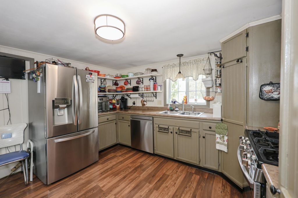 Photo of 259 Pembroke Street, Pembroke, NH 03275 (MLS # 5065926)