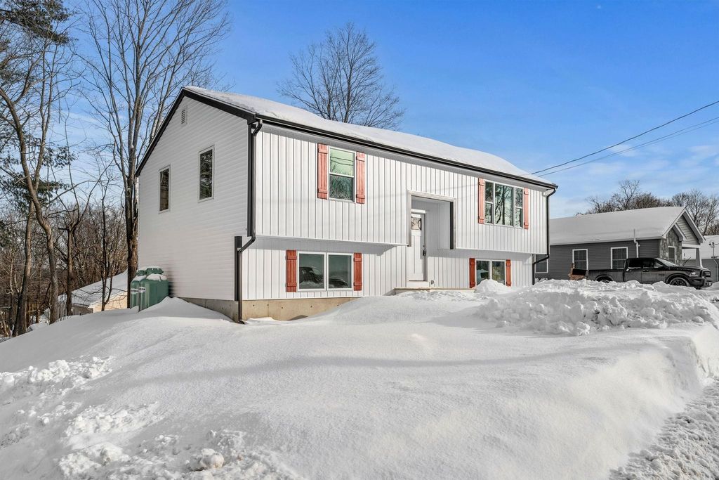 Photo of 40 Hillside Avenue, Derry, NH 03038 (MLS # 5075462)