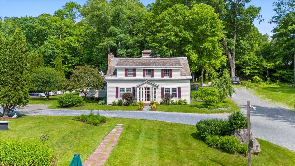 3888-3904 VT Route 7A