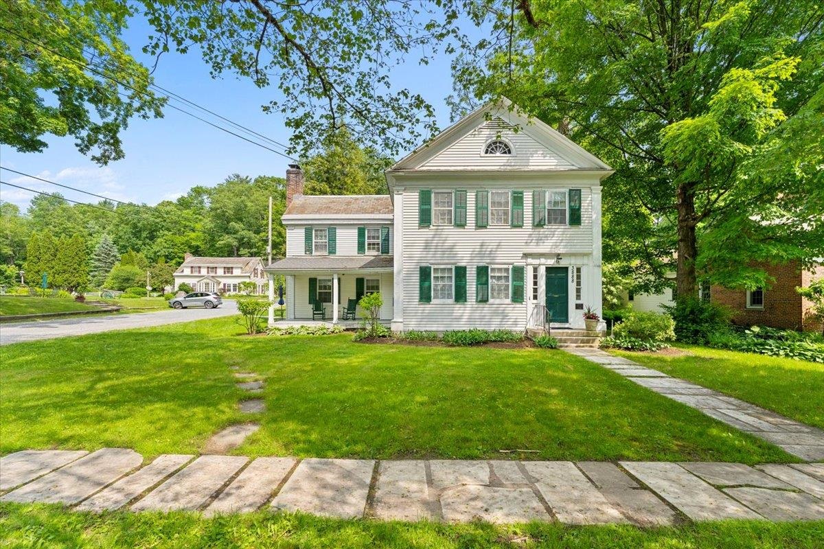 3888-3904 VT Route 7A