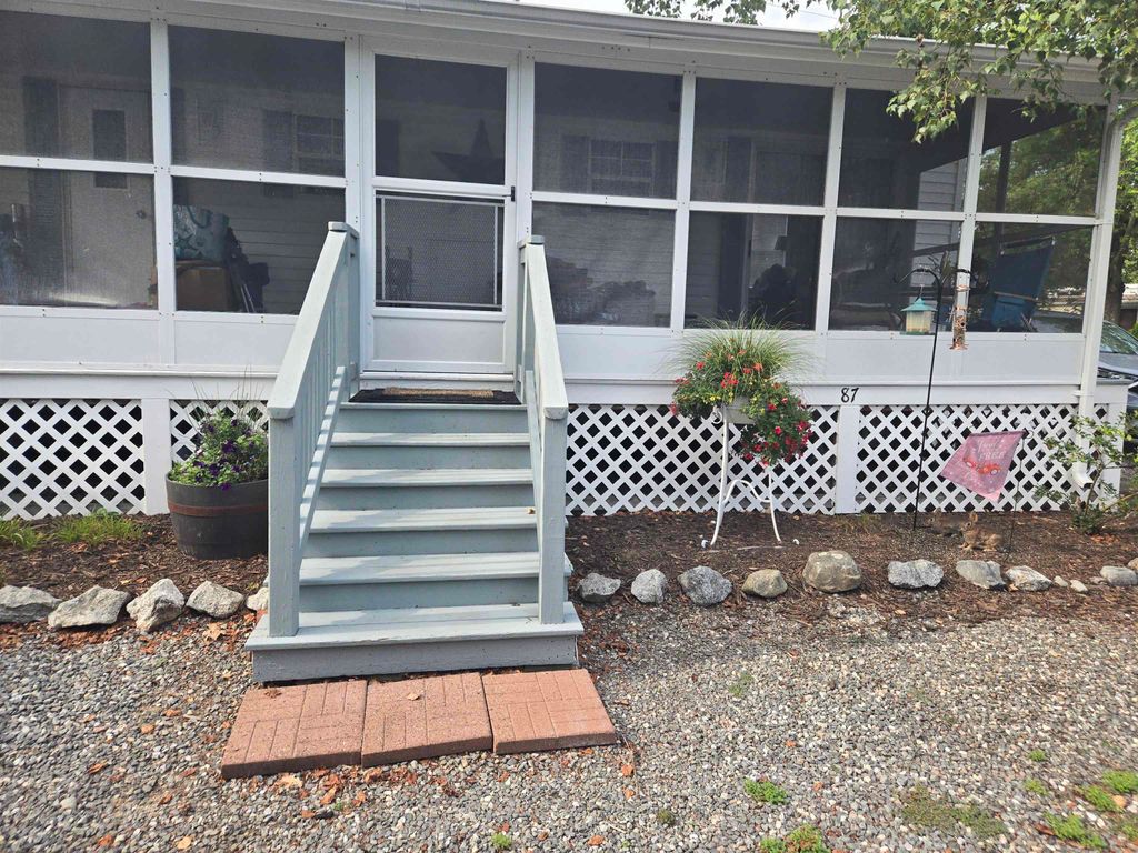 Photo of 308 State Route 286 #Lot 87, Seabrook, NH 03874 (MLS # 5070677)