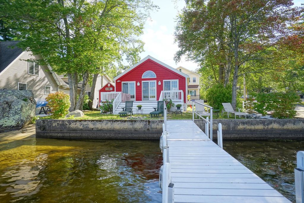 Photo of 117 Chases Grove Road, Derry, NH 03038 (MLS # 5060047)