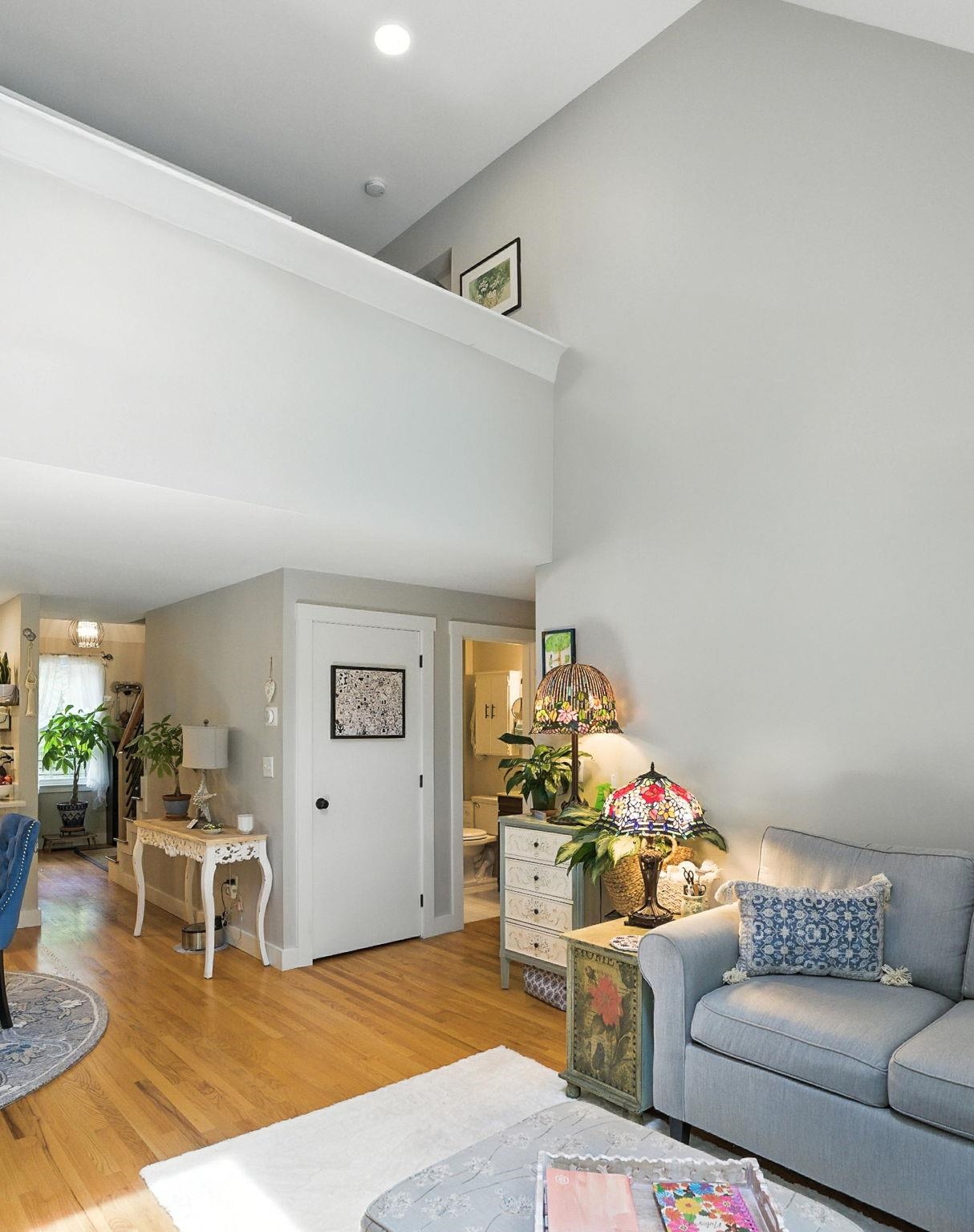 48 Montrose Drive 48