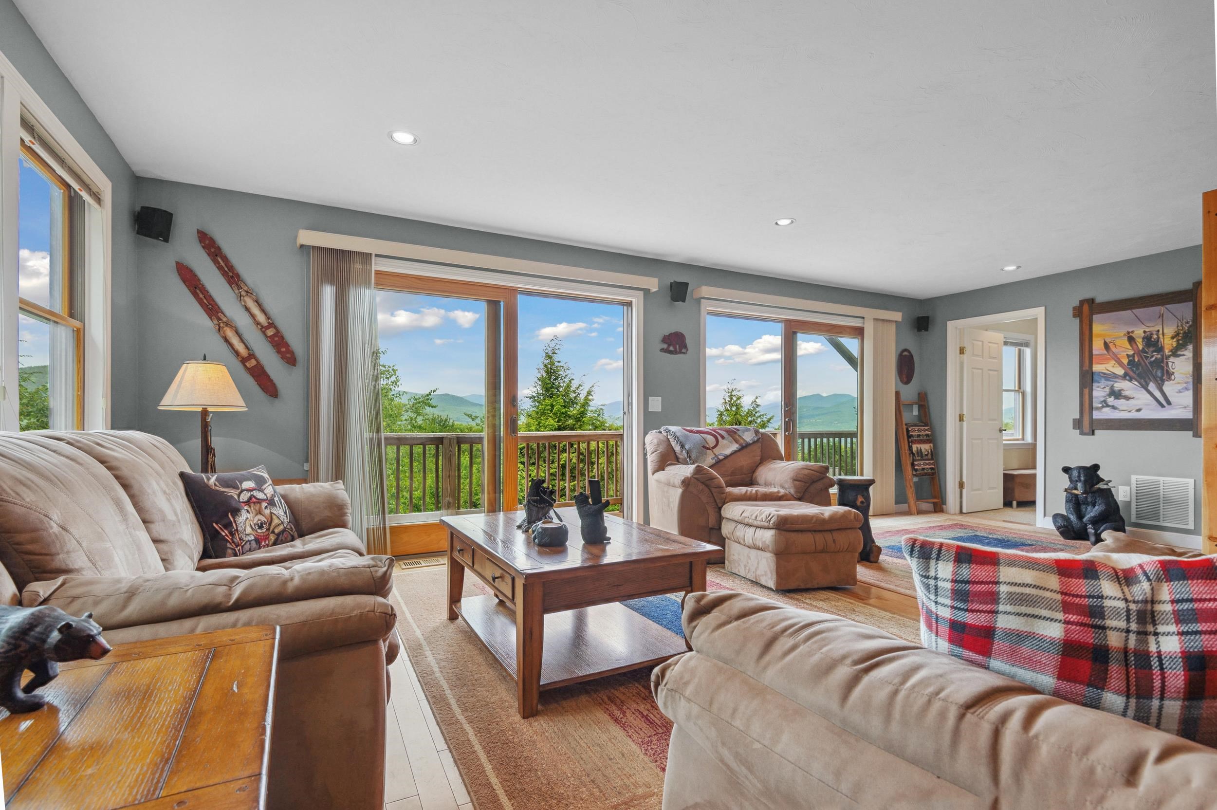 53 Ammonoosuc Drive