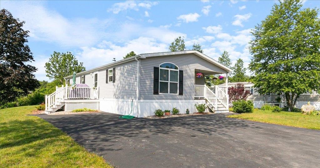Photo of 115 Bluefish Boulevard, Portsmouth, NH 03801 (MLS # 5047229)