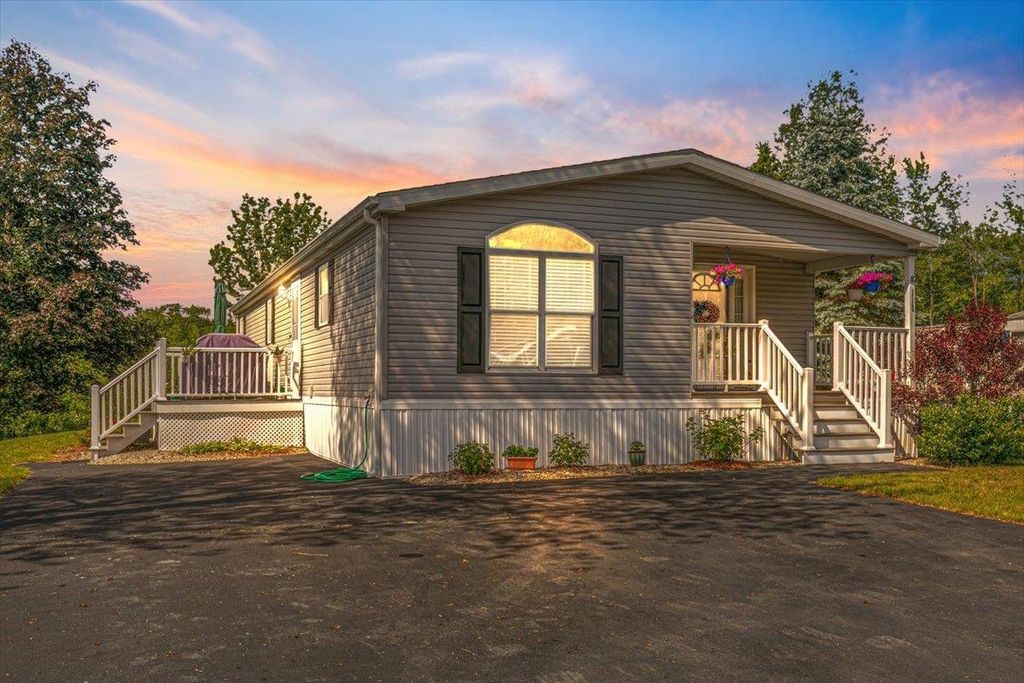 Photo of 115 Bluefish Boulevard, Portsmouth, NH 03801 (MLS # 5047229)