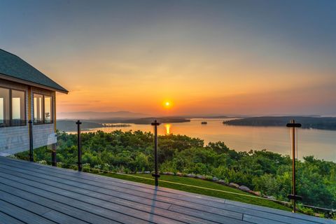 175 Akwa Vista Laconia NH 03246