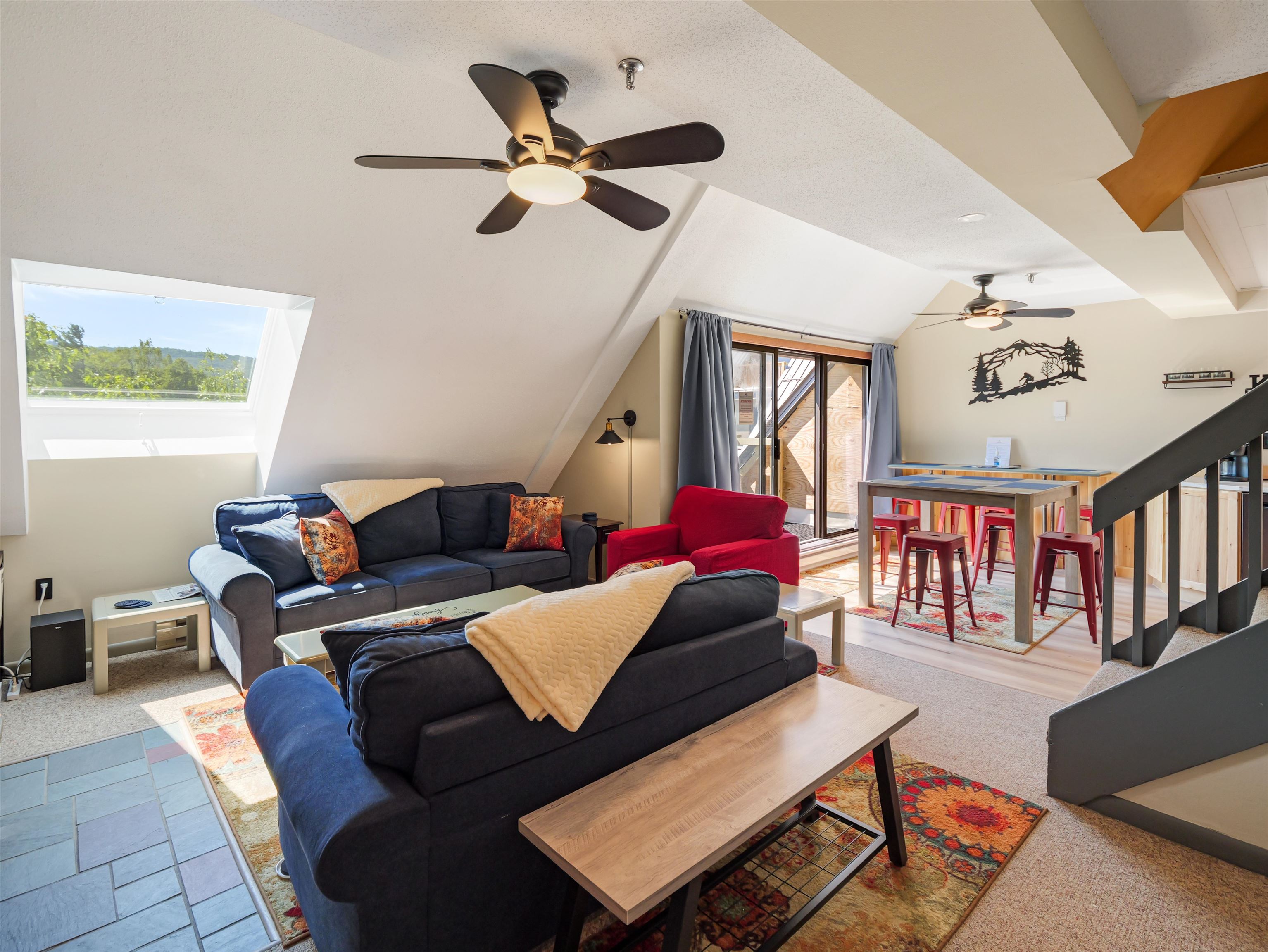 133 East Mountain Road 3D8