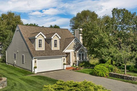 60 Hampton Meadows Hampton NH 03842