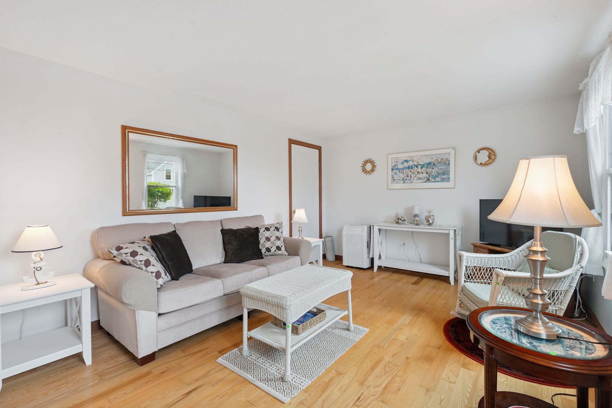 498 Winnacunnet Road 2