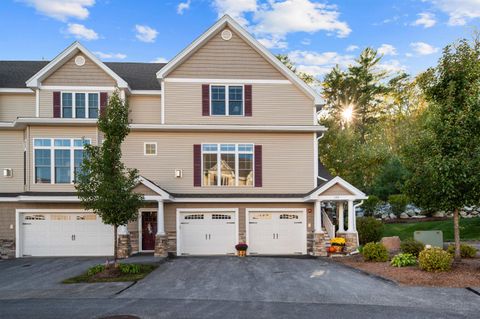 Photo of 14 Manor Drive #D, Hooksett, NH 03106 (MLS # 5065853)