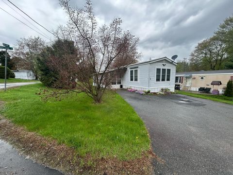 14 Morways Park Charlestown NH 03603