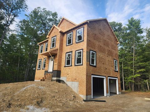 Photo of 37 Reed Road, Sandown, NH 03873 (MLS # 5054588)