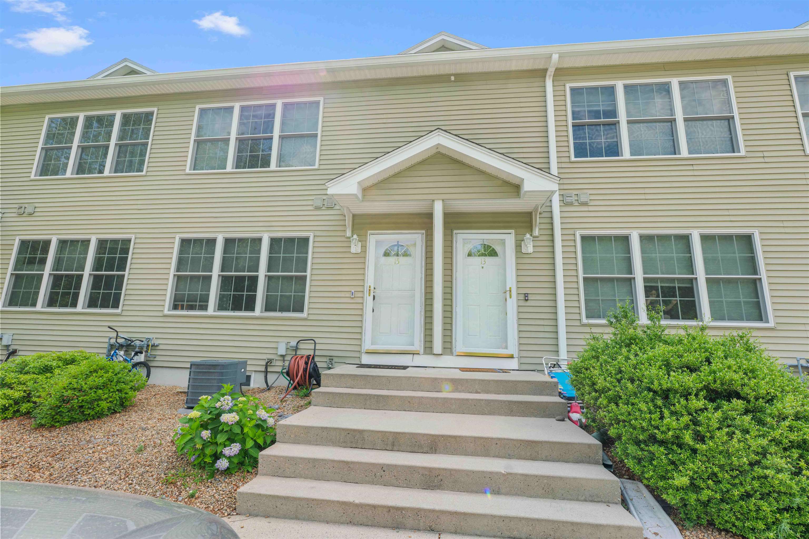 15 Steeple Chase Drive 15