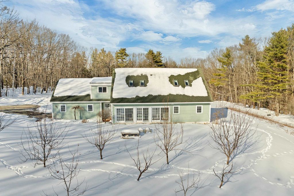 Photo of 93 Perley Road, Francestown, NH 03043 (MLS # 5075981)