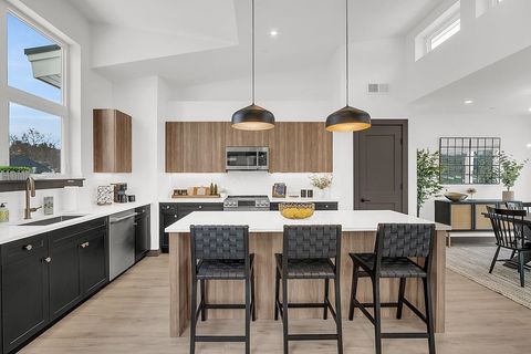 Photo of 28 Vantage Point Drive #2, Laconia, NH 03246 (MLS # 5074267)