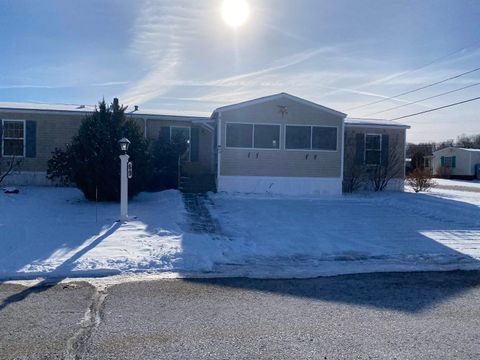 69 NASHVILLE Street Seabrook NH 03874