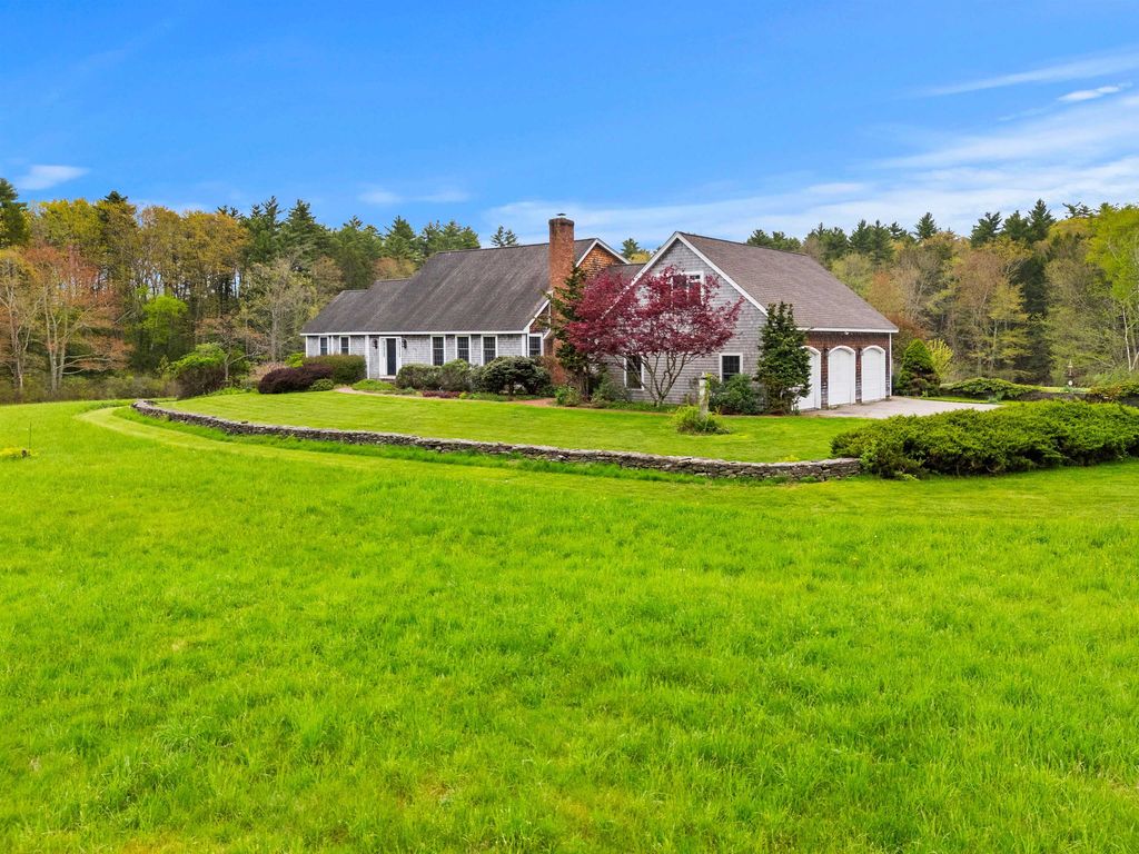 Photo of 295 Wadleigh Falls Road, Newmarket, NH 03857 (MLS # 5089388)