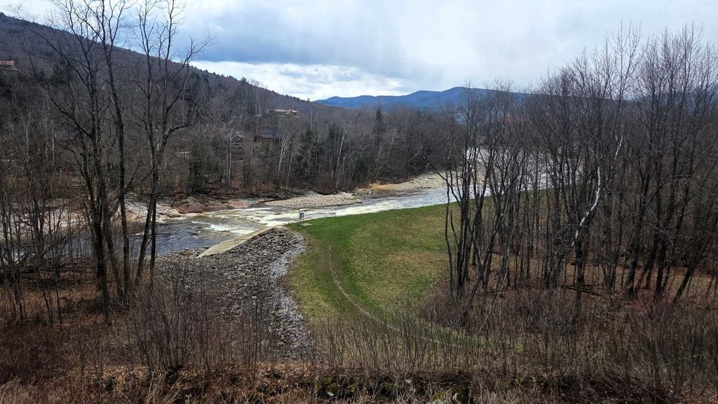 Photo of 36 Lodge Road #D 212, Lincoln, NH 03251 (MLS # 5085434)