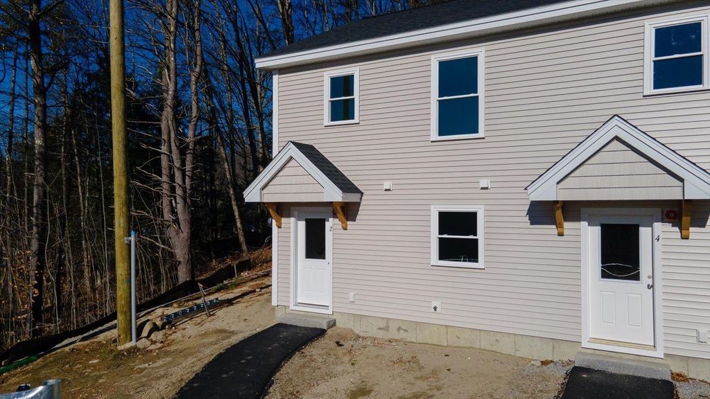 Photo of 7 Lucy Lane, Peterborough, NH 03458 (MLS # 5085411)