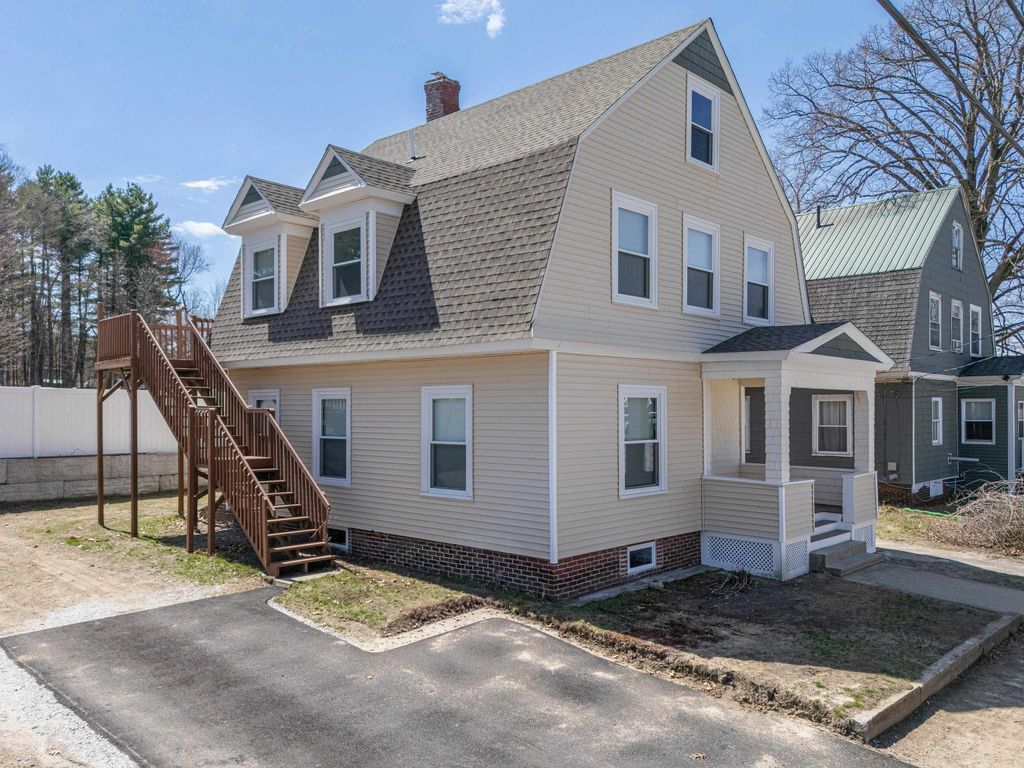 Photo of 118 W. Hillcrest Avenue, Manchester, NH 03103 (MLS # 5084044)