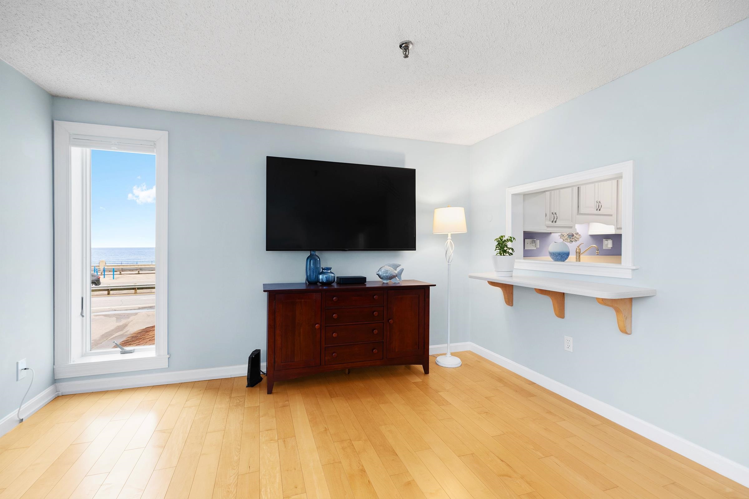 407 Ocean Boulevard B2