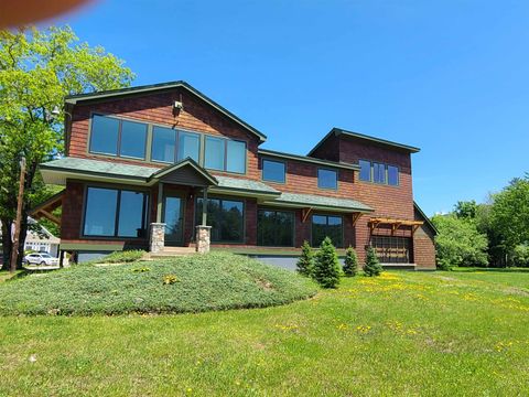 12 Southmayd Street Campton NH 03223