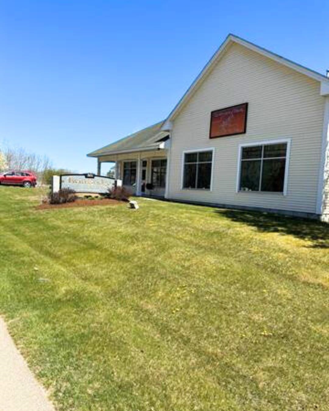 501 Daniel Webster Highway #3-F