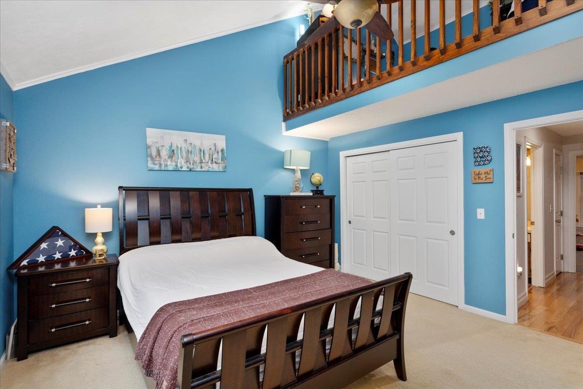 Manchester, New Hampshire 03103, United States, 2 Bedrooms Bedrooms, ,2 BathroomsBathrooms,Residential,Pending,106925