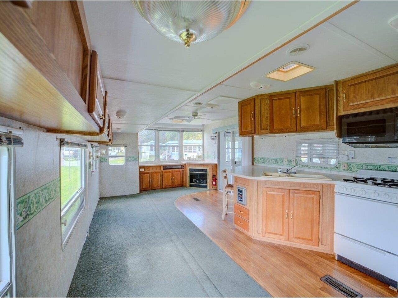 37 Island Circle