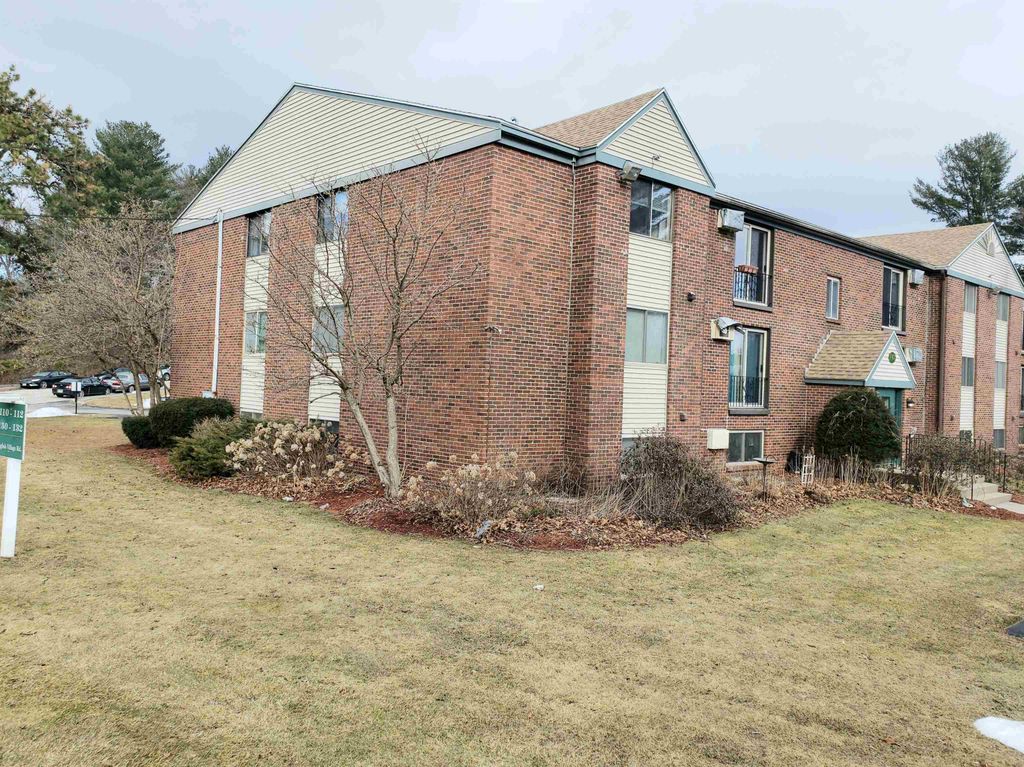 Photo of 130 English Village Road #302, Manchester, NH 03102 (MLS # 5085020)