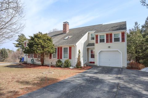 6 Karen Lane B Londonderry NH 03053