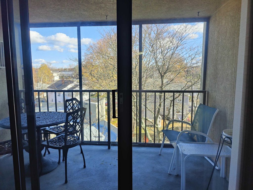 Photo of 55 River Road #5B, Manchester, NH 03104 (MLS # 5073008)