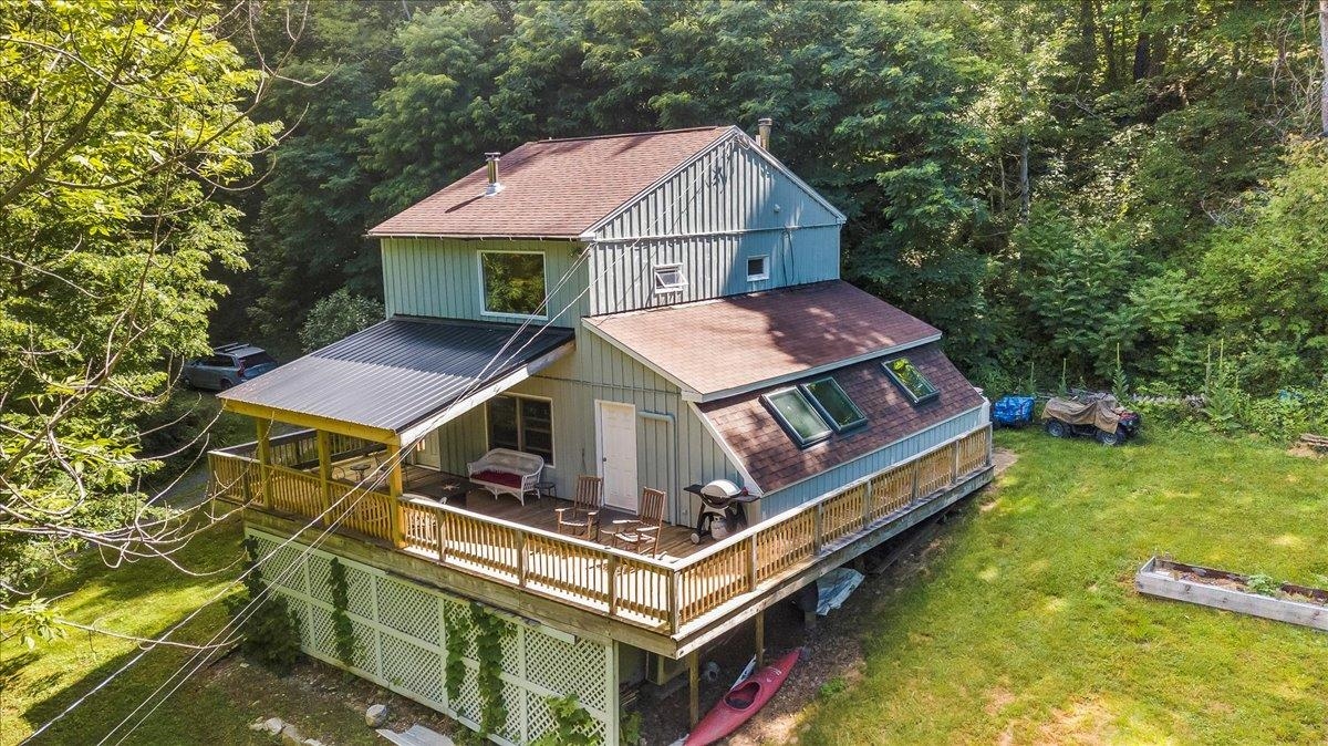 509 Thompson Pond Road