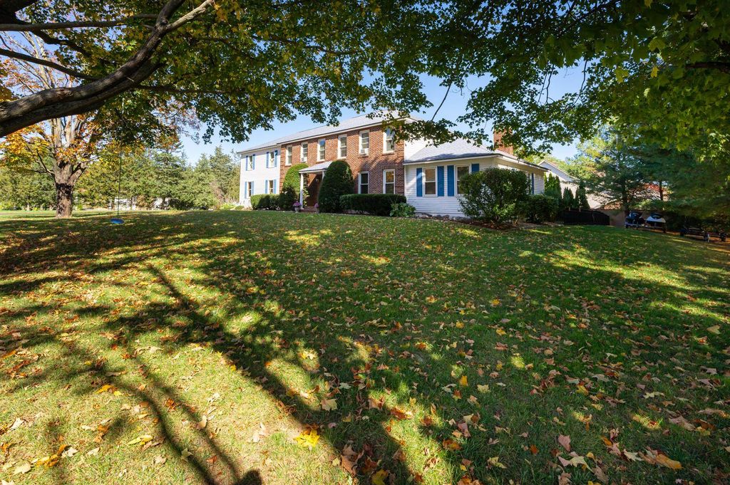 Photo of 102 School Street, Salem, NH 03079 (MLS # 5065310)