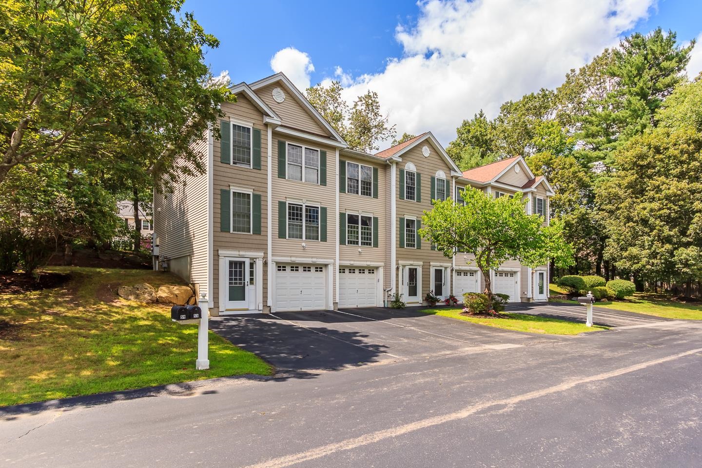 53 Eastwood Way