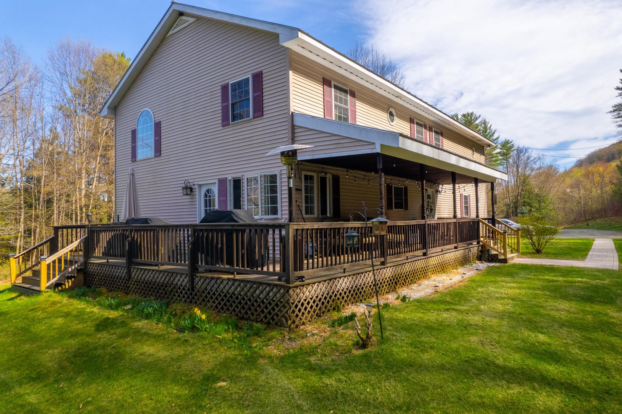 Hartland, Vermont 05048, United States, 5 Bedrooms Bedrooms, ,5 BathroomsBathrooms,Residential,Active,15987