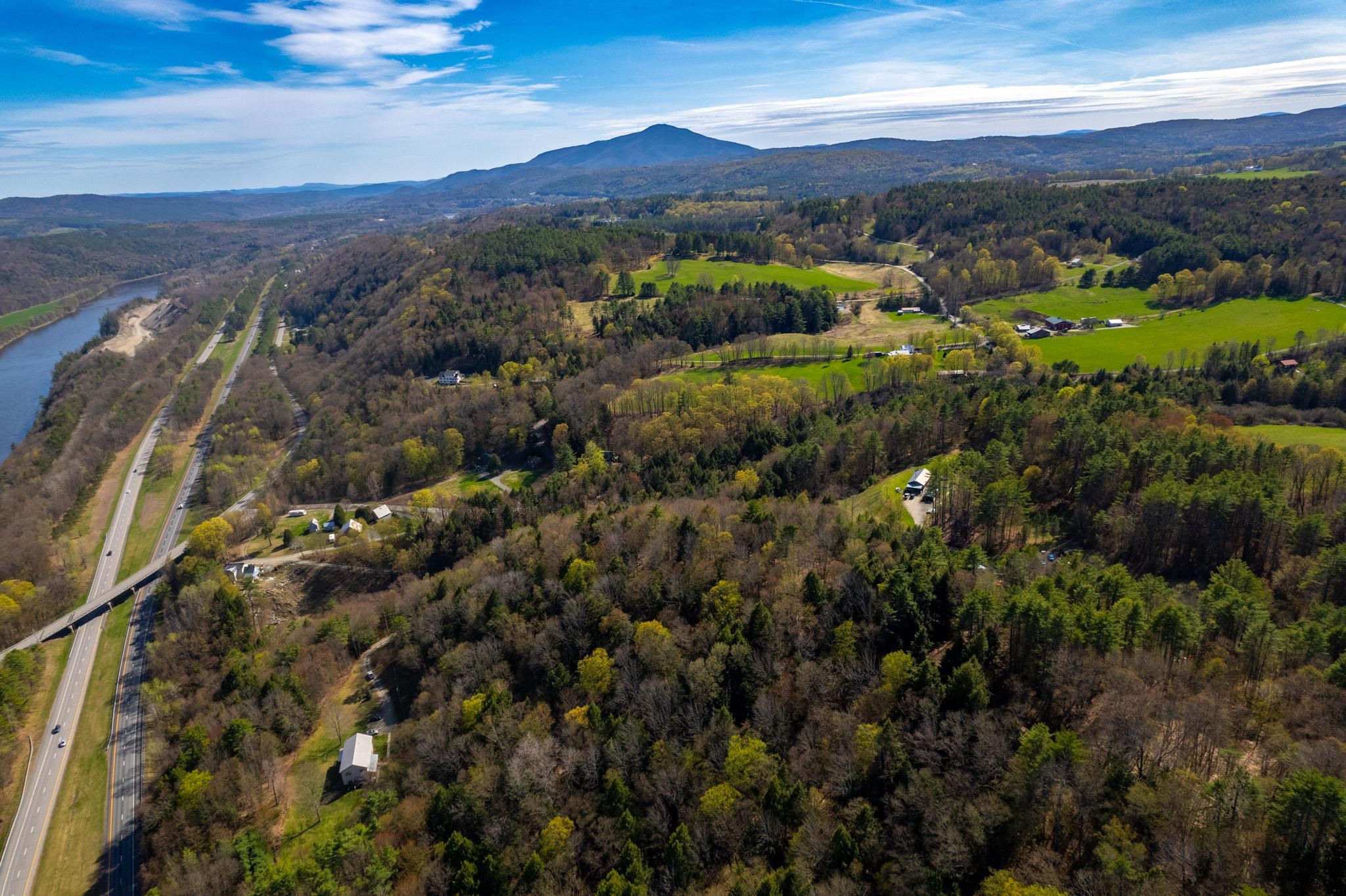 Hartland, Vermont 05048, United States, 5 Bedrooms Bedrooms, ,5 BathroomsBathrooms,Residential,Active,15987