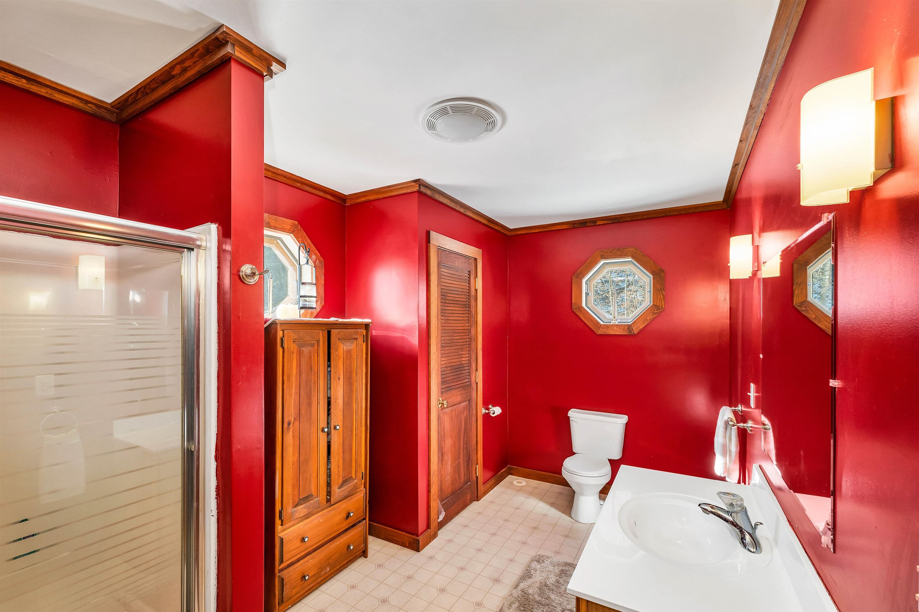 Hartland, Vermont 05048, United States, 5 Bedrooms Bedrooms, ,5 BathroomsBathrooms,Residential,Active,15987