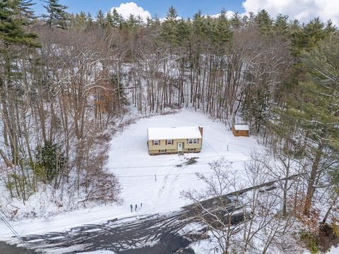 Photo of 93 Jason Drive, Goffstown, NH 03045 (MLS # 5071341)