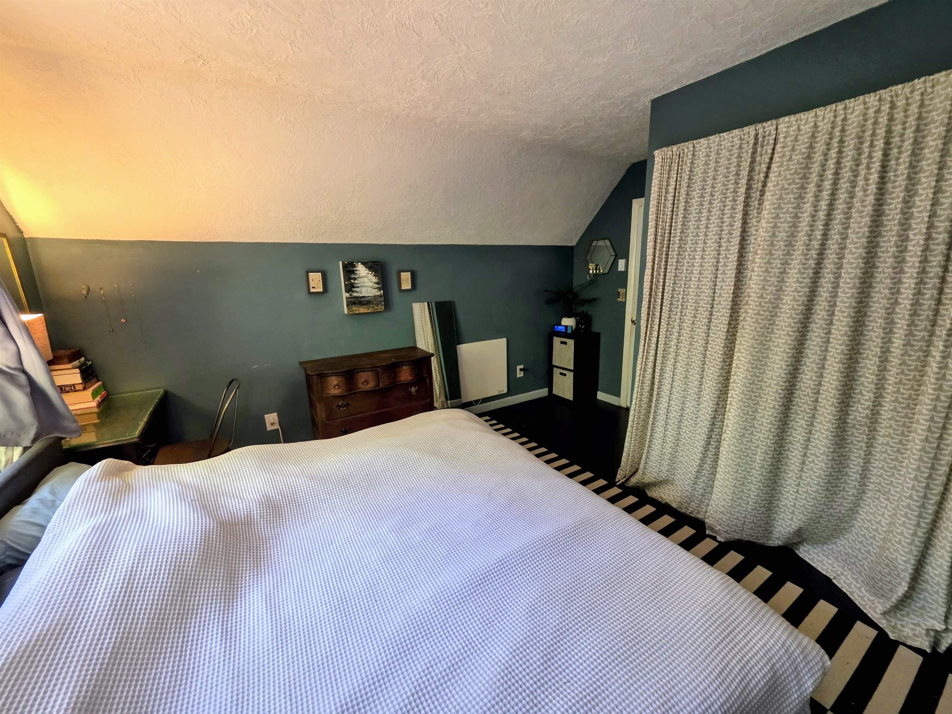 Hooksett, New Hampshire 03106, United States, 3 Bedrooms Bedrooms, ,1 BathroomBathrooms,Residential,Pending,223952