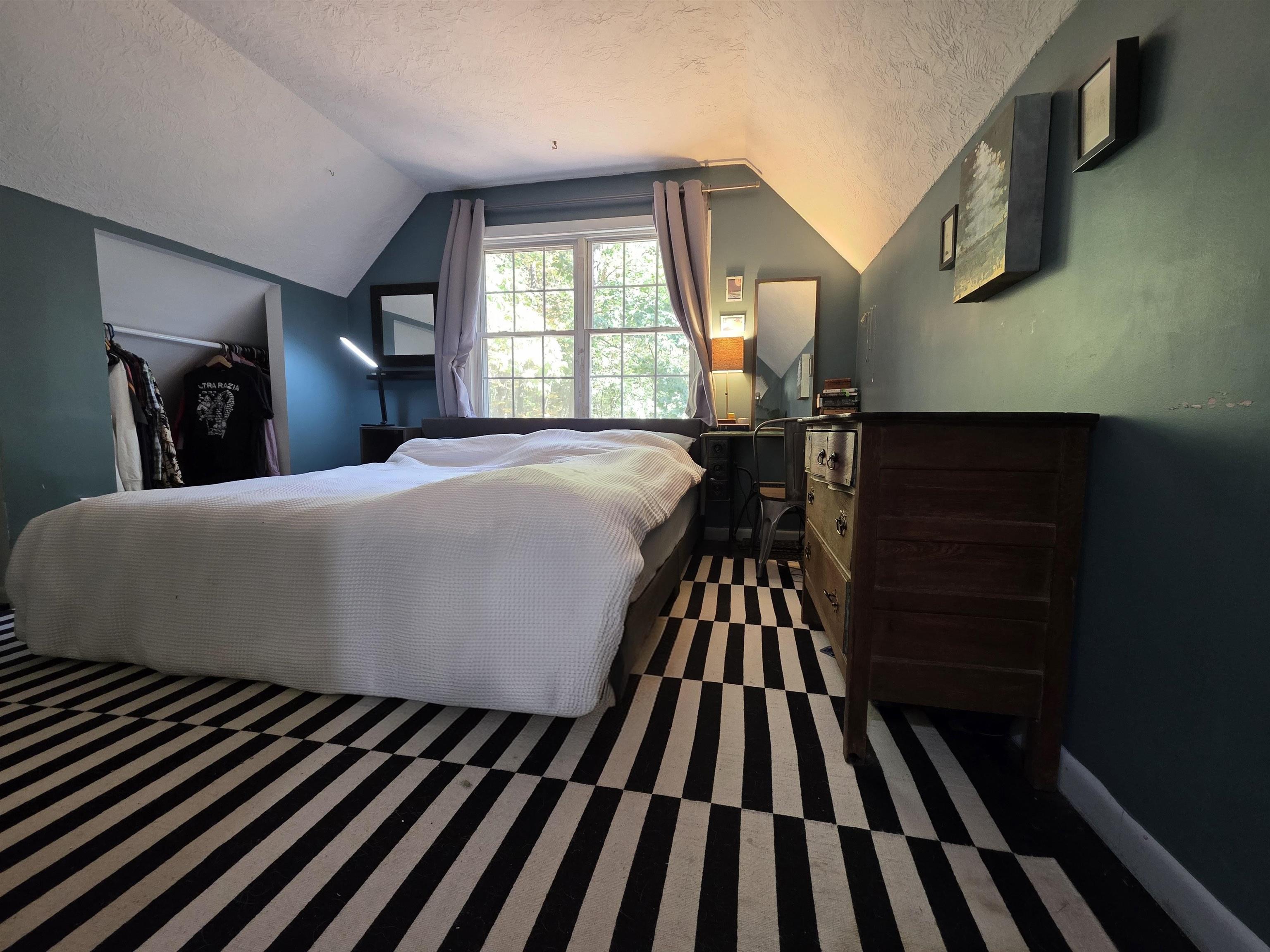 Hooksett, New Hampshire 03106, United States, 3 Bedrooms Bedrooms, ,1 BathroomBathrooms,Residential,Pending,223952