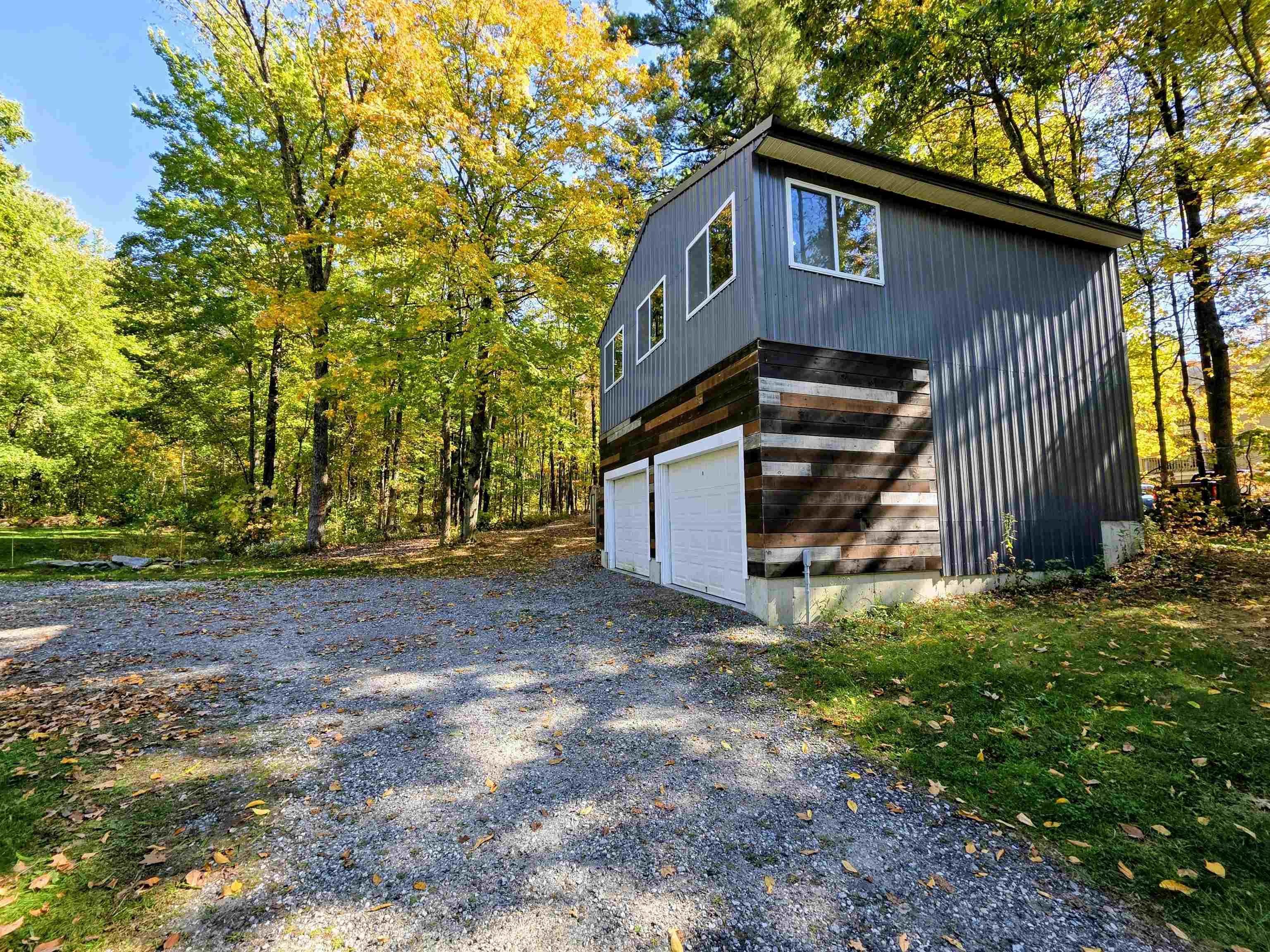 Hooksett, New Hampshire 03106, United States, 3 Bedrooms Bedrooms, ,1 BathroomBathrooms,Residential,Pending,223952