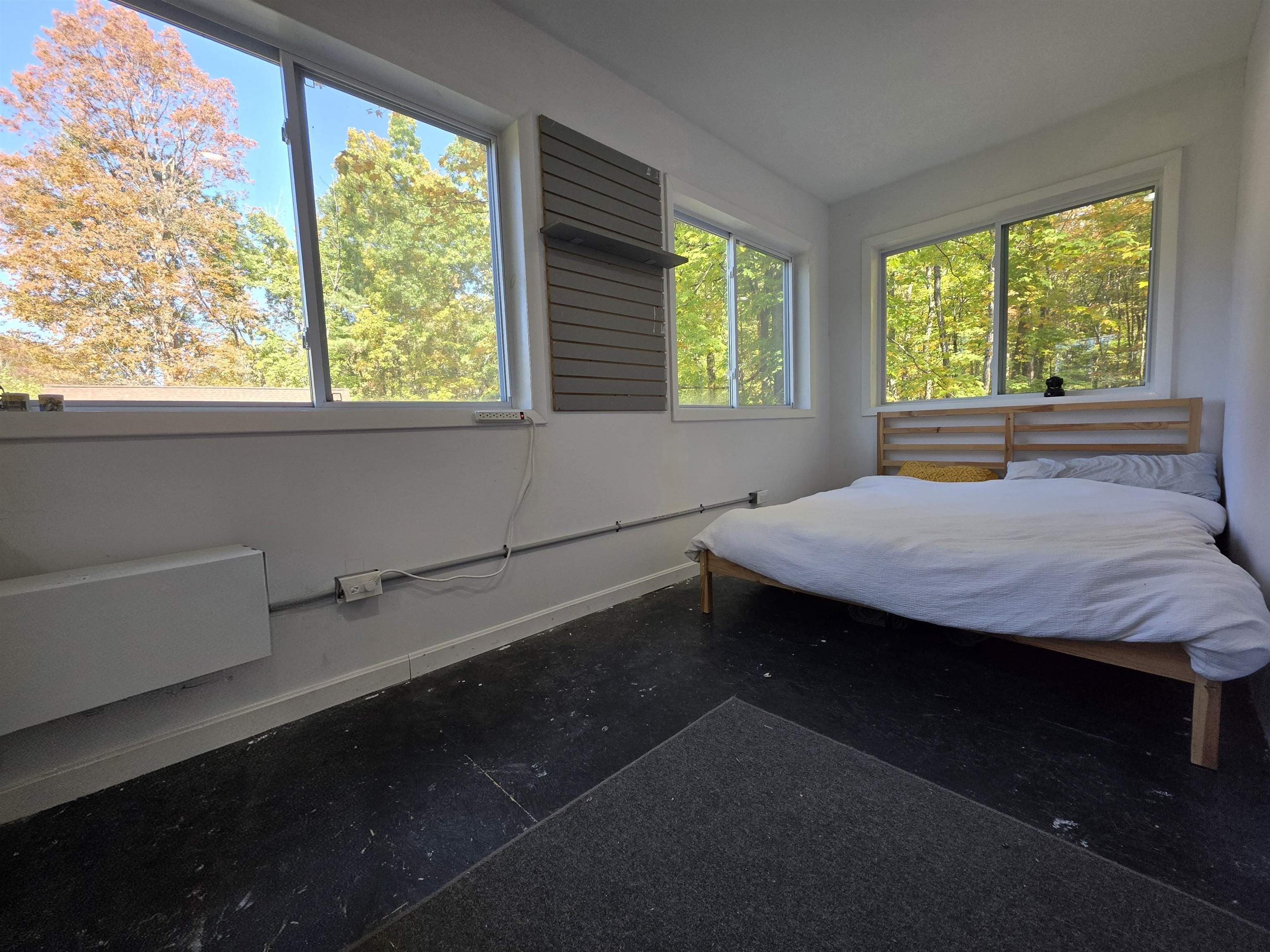 Hooksett, New Hampshire 03106, United States, 3 Bedrooms Bedrooms, ,1 BathroomBathrooms,Residential,Pending,223952