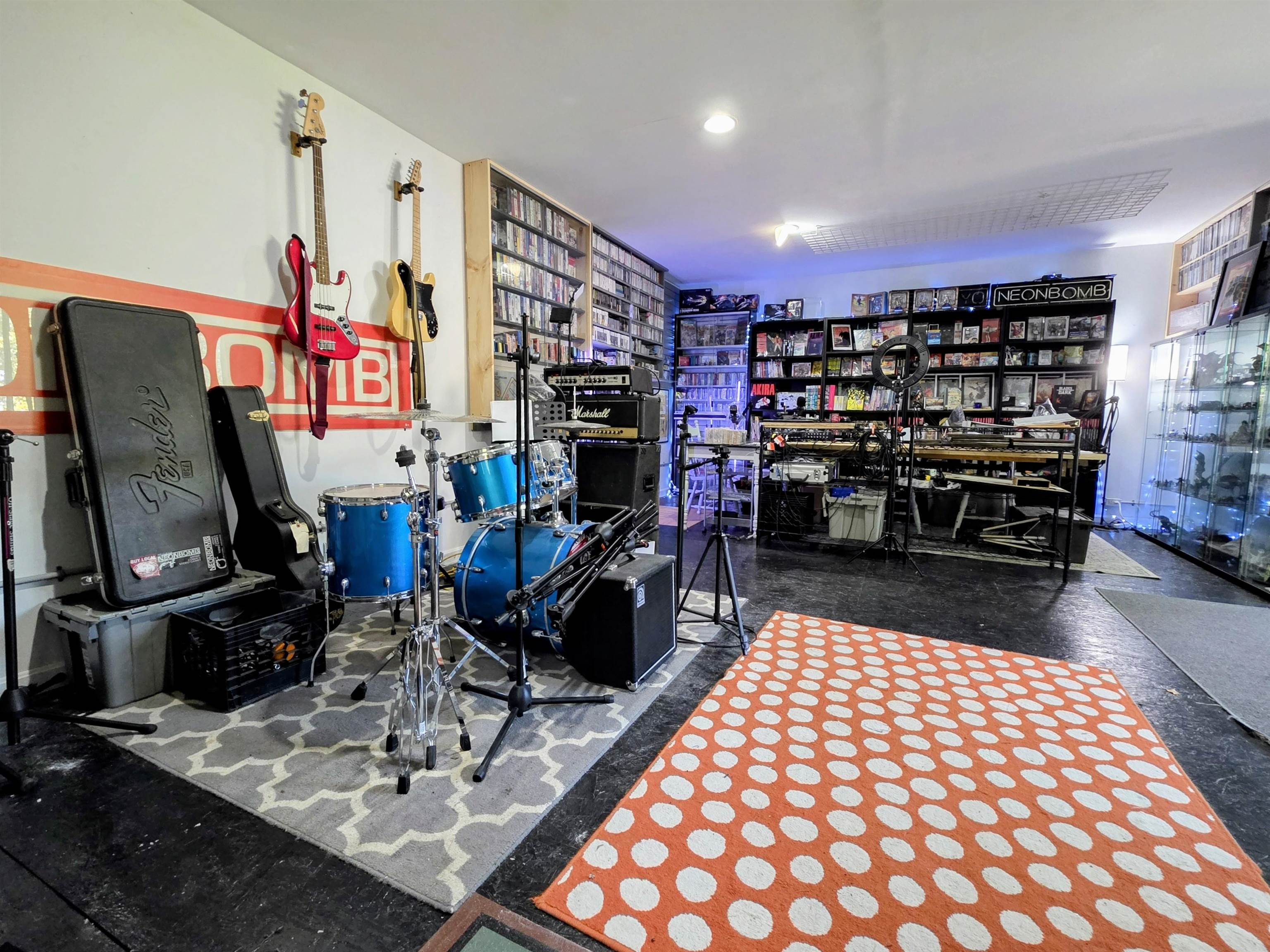 Hooksett, New Hampshire 03106, United States, 3 Bedrooms Bedrooms, ,1 BathroomBathrooms,Residential,Pending,223952