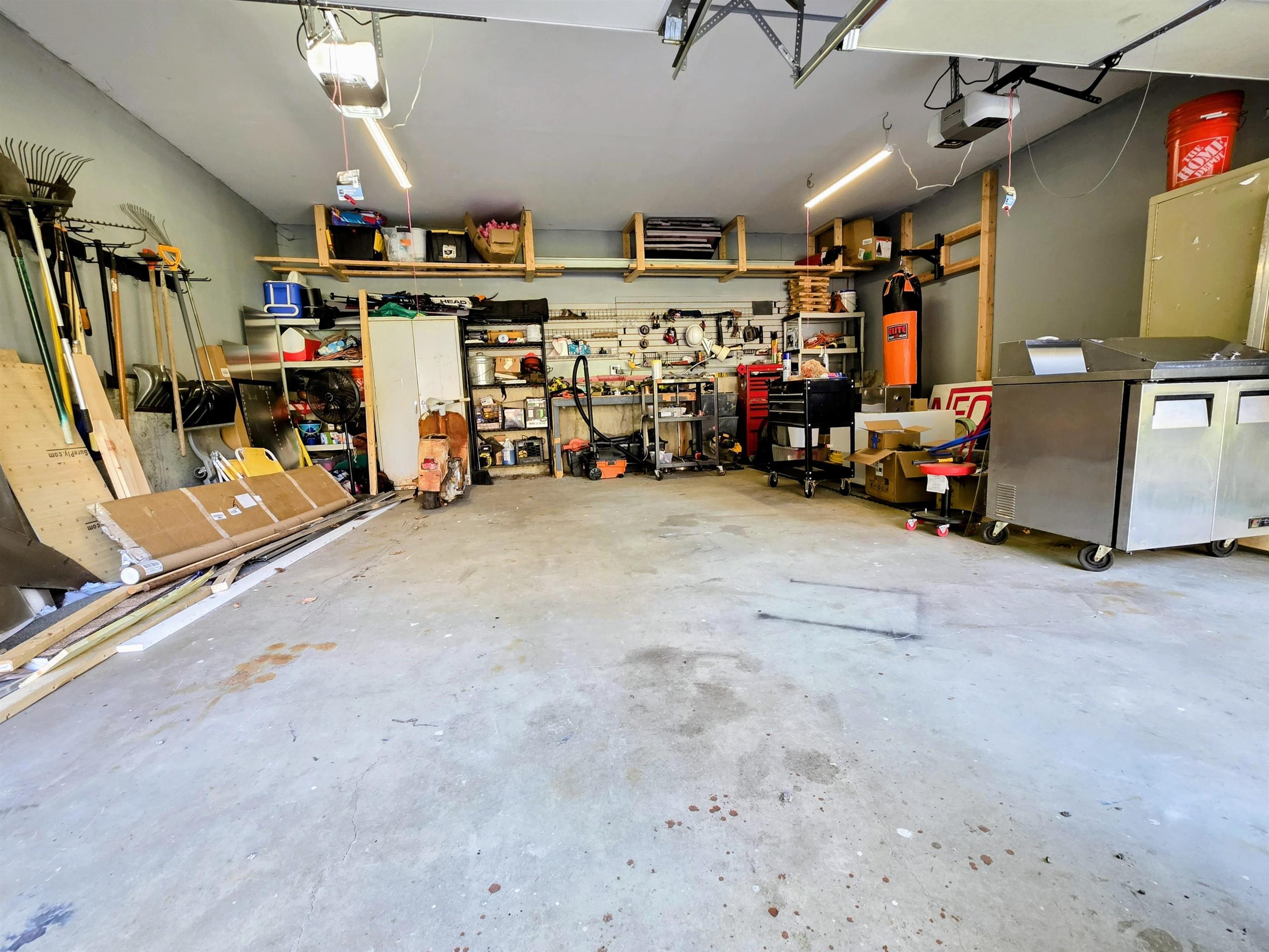 Hooksett, New Hampshire 03106, United States, 3 Bedrooms Bedrooms, ,1 BathroomBathrooms,Residential,Pending,223952