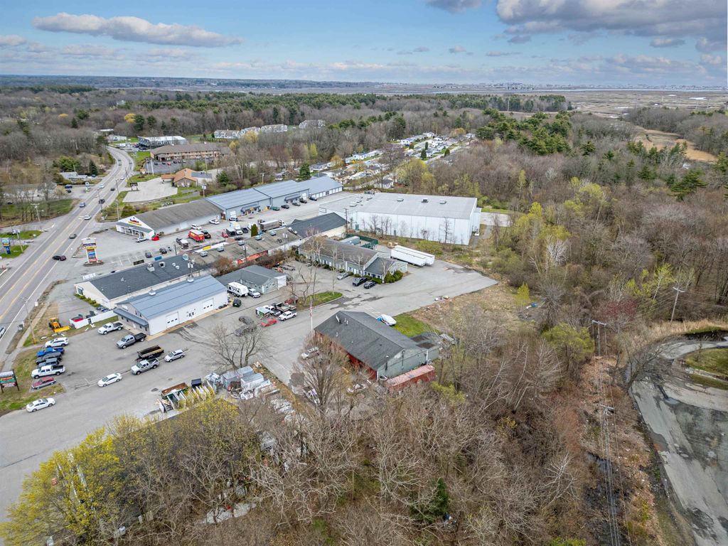 Photo of 894 Lafayette Road, Seabrook, NH 03874 (MLS # 5004805)