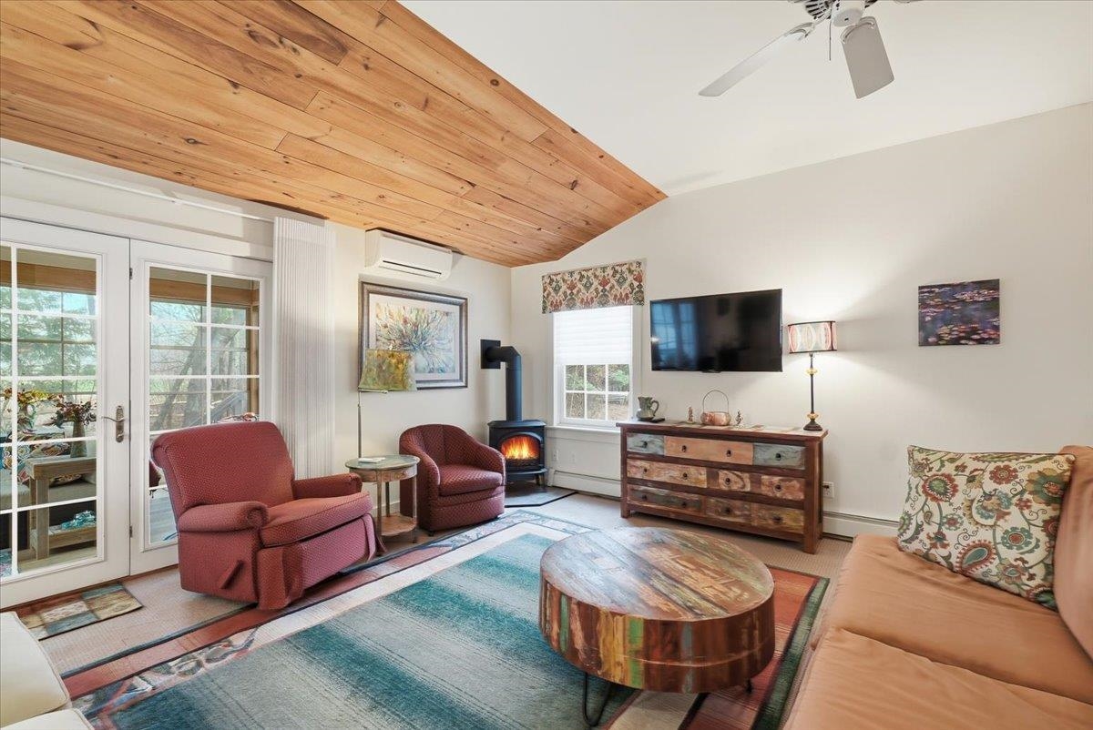 460 Bittersweet Circle