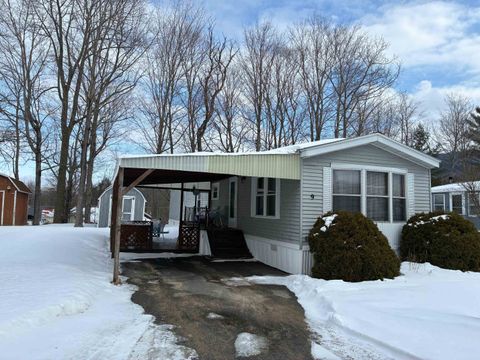 Photo of 9 Paradise Street, Gorham, NH 03581 (MLS # 5065957)